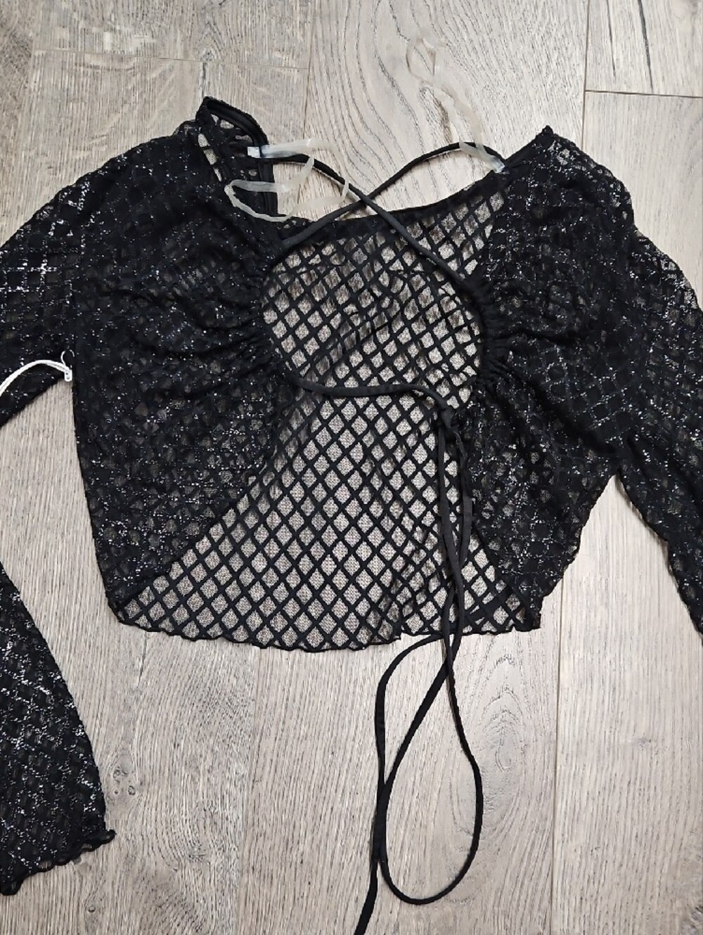Black Long-Sleeve Lace Crop Top with Tie-Back - Picture 5 of 6